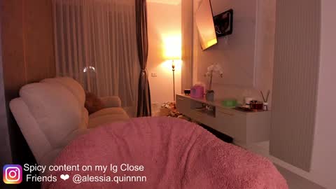 Snapshot of baaaybeee chatting on 01-23-25, 09:18 Alessia online show from 01-23-25, 09:18