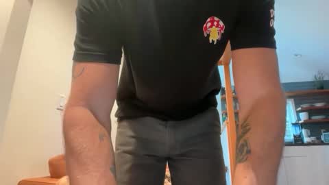 Snapshot of babeheater chatting on 01-05-26, 05:38 babeheater online show from 01-05-26, 05:38