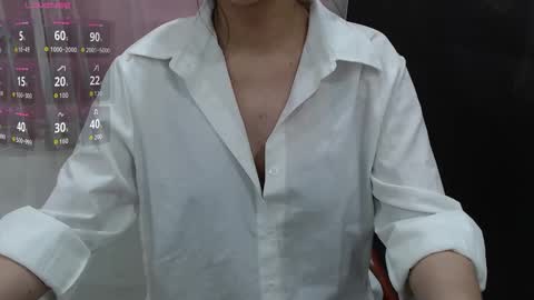 Snapshot of babielaydy chatting on 09-21-25, 01:29 babielaydy online show from 09-21-25, 01:29