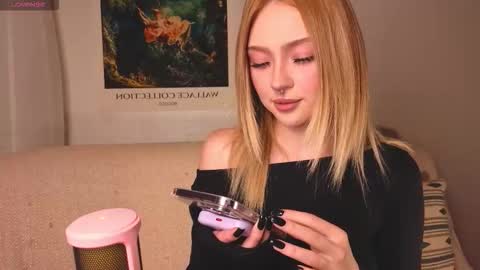 bb adele  online show from 10-18-25, 05:57