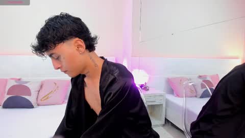 Ander online show from 03-08-25, 07:42