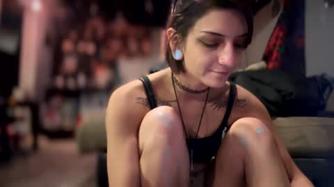 Snapshot of baby_buddha chatting on 12-11-24, 11:41 baby buddha online show from 12-11-24, 11:41