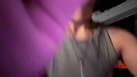 Snapshot of baby_buddha chatting on 02-01-25, 12:40 baby buddha online show from 02-01-25, 12:40