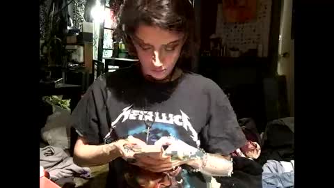 Snapshot of baby_buddha chatting on 02-02-25, 03:43 baby buddha online show from 02-02-25, 03:43