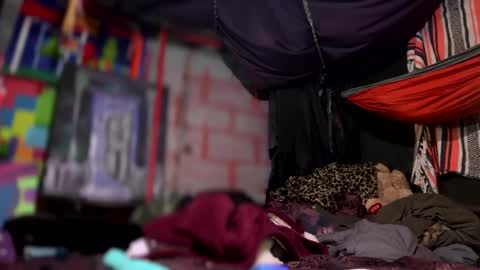 Snapshot of baby_buddha chatting on 02-22-25, 04:51 baby buddha online show from 02-22-25, 04:51