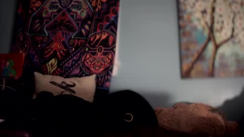 Snapshot of baby_buddha chatting on 11-01-25, 09:33 baby buddha online show from 11-01-25, 09:33