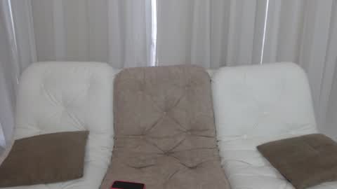 Snapshot of baby_emmaa chatting on 02-01-25, 10:05 Baby emmaa online show from 02-01-25, 10:05