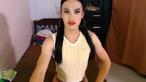 Snapshot of baby_fu chatting on 09-14-25, 09:03 Nathalia online show from 09-14-25, 09:03