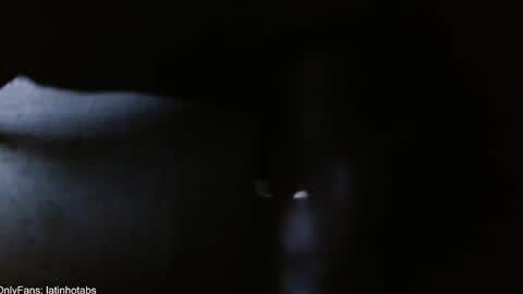 Snapshot of baby_gio chatting on 01-29-25, 04:52 OF GxoXabs online show from 01-29-25, 04:52