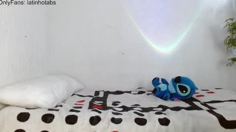 Snapshot of baby_gio chatting on 02-03-25, 03:06 OF GxoXabs online show from 02-03-25, 03:06