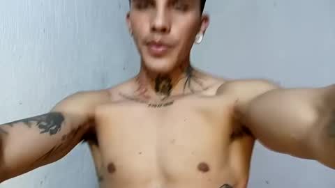 Snapshot of baby_gio chatting on 02-26-25, 04:03 OF GxoXabs online show from 02-26-25, 04:03