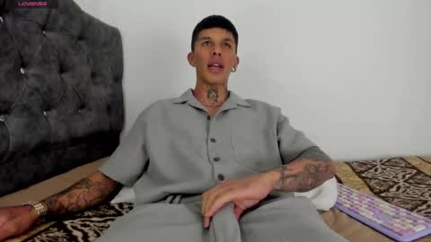 Snapshot of baby_gio chatting on 11-03-25, 07:48 OF GxoXabs online show from 11-03-25, 07:48