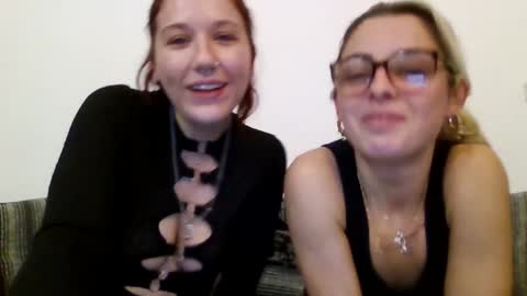 baby_girls2224 online show from 01-14-26, 09:20