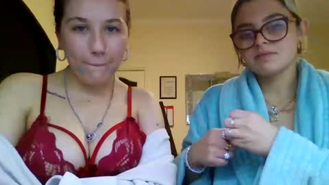 baby_girls2224 online show from 02-17-26, 08:37