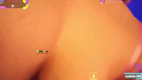 Snapshot of baby_hottye chatting on 10-31-25, 04:13 Diva x  online show from 10-31-25, 04:13