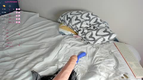 Snapshot of baby_jul1 chatting on 01-01-25, 02:20 JULY online show from 01-01-25, 02:20