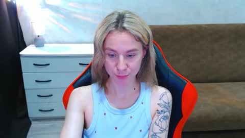 baby_kitte online show from 11-02-25, 07:11