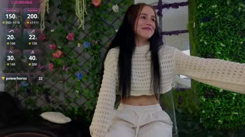 Baby Nico online show from 10-23-25, 04:28