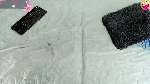 Baby-Rouss online show from 10-11-25, 12:47