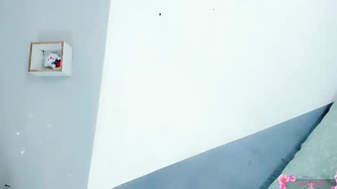 Baby-Rouss online show from 10-15-25, 12:16