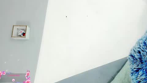 Baby-Rouss online show from 10-16-25, 12:06