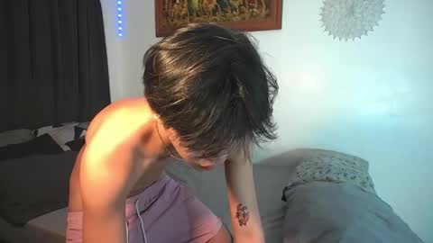 Snapshot of baby_simph chatting on 10-18-25, 07:31 Josh online show from 10-18-25, 07:31