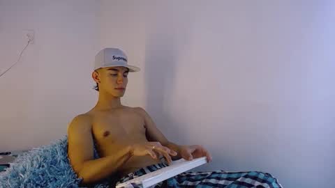 Snapshot of babyandy_ chatting on 02-17-26, 12:45 ANDY online show from 02-17-26, 12:45