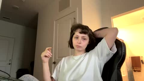 babybray online show from 02-10-25, 09:04