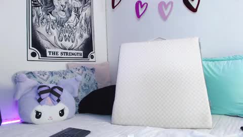 MARIA online show from 02-18-25, 03:53