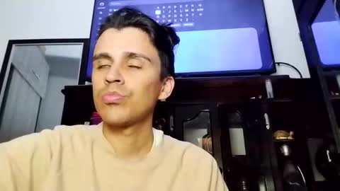 Dani  online show from 11-05-25, 01:38