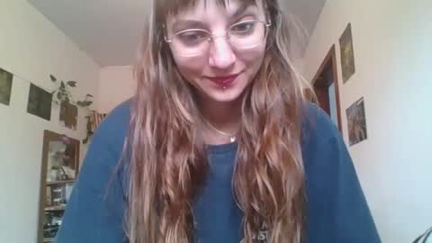 Snapshot of babydemon6 chatting on 12-08-24, 01:03 babydemon6 online show from 12-08-24, 01:03