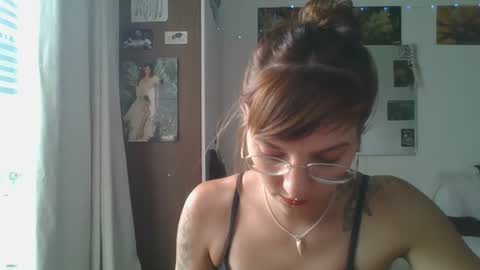 Snapshot of babydemon6 chatting on 01-10-25, 04:20 babydemon6 online show from 01-10-25, 04:20