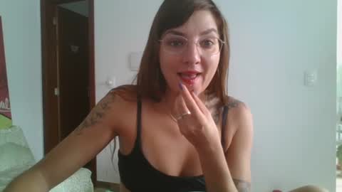 Snapshot of babydemon6 chatting on 01-21-25, 11:56 babydemon6 online show from 01-21-25, 11:56