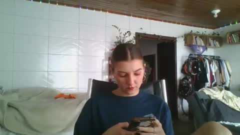 Snapshot of babydemon6 chatting on 09-16-25, 01:45 babydemon6 online show from 09-16-25, 01:45