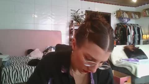 Snapshot of babydemon6 chatting on 10-01-25, 07:09 babydemon6 online show from 10-01-25, 07:09