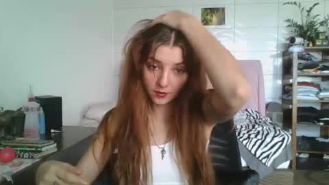 Snapshot of babydemon6 chatting on 10-13-25, 01:44 babydemon6 online show from 10-13-25, 01:44