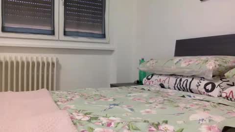 Snapshot of babyelodie12 chatting on 09-23-25, 11:13 BabyElodie12 online show from 09-23-25, 11:13