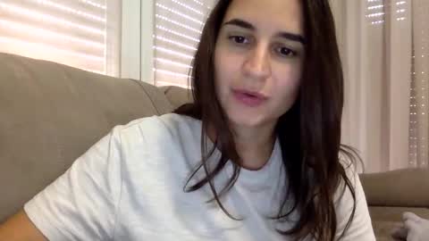 Snapshot of babyelodie12 chatting on 09-26-25, 11:25 BabyElodie12 online show from 09-26-25, 11:25