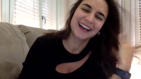 Snapshot of babyelodie12 chatting on 10-01-25, 11:27 BabyElodie12 online show from 10-01-25, 11:27