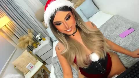 Snapshot of babygoddess4u chatting on 12-28-24, 01:17 ASK ME IN PM online show from 12-28-24, 01:17