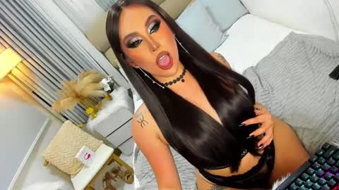 Snapshot of babygoddess4u chatting on 01-18-25, 05:48 ASK ME IN PM online show from 01-18-25, 05:48