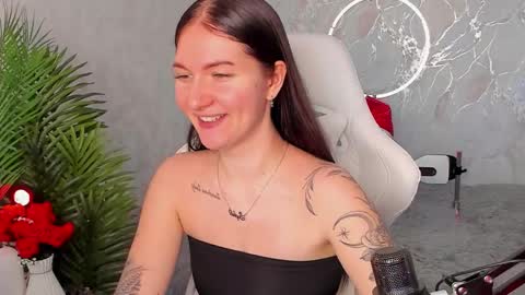 Sophia online show from 02-03-26, 06:22