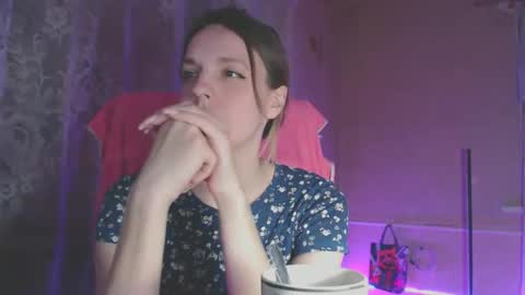 Snapshot of babymuro4ka chatting on 02-11-26, 06:57 Sonya online show from 02-11-26, 06:57