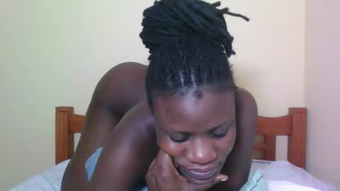 Snapshot of babyrozillah chatting on 02-02-26, 06:50 PRISCILLAH online show from 02-02-26, 06:50