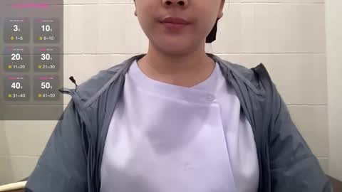 Baby Unicorn online show from 12-16-25, 01:21