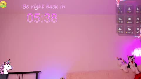 Snapshot of babyuniporn chatting on 02-27-25, 06:29 Eva online show from 02-27-25, 06:29