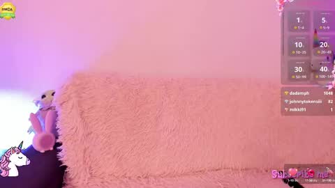 Snapshot of babyuniporn chatting on 02-27-25, 09:32 Eva online show from 02-27-25, 09:32