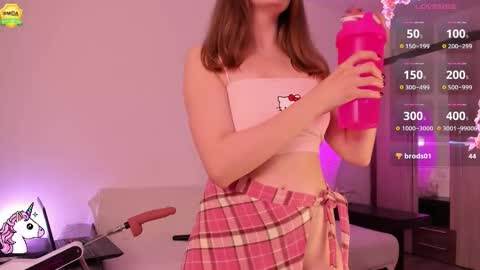 Snapshot of babyuniporn chatting on 12-02-25, 02:23 Eva online show from 12-02-25, 02:23