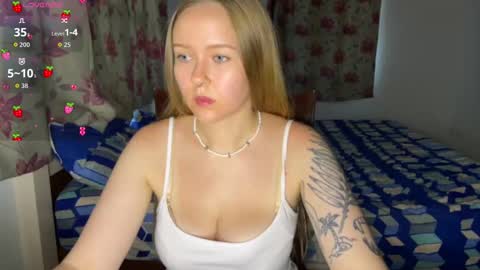 Snapshot of babyytonight chatting on 11-02-25, 02:36 NEXT STREAM 1AM GMT3 Alice online show from 11-02-25, 02:36