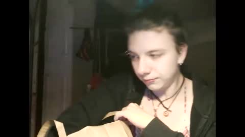 Honey online show from 02-20-26, 05:57